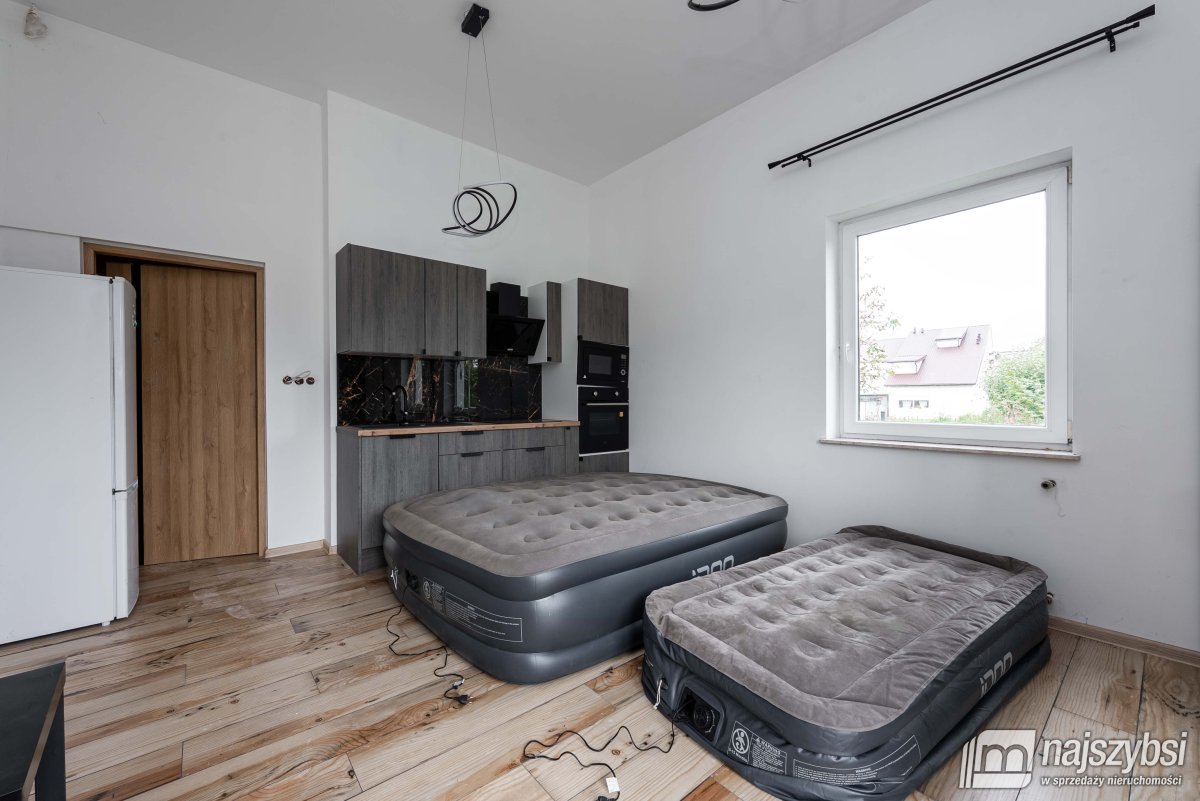 MIELNO-PENSJONAT Z POTENCIAŁEM  (12)