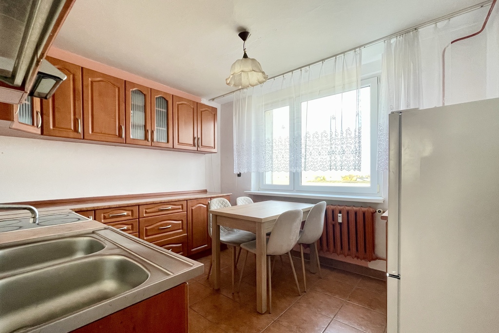 Przestronne mieszkanie 3-pokojowe w Zieleniewie (2)