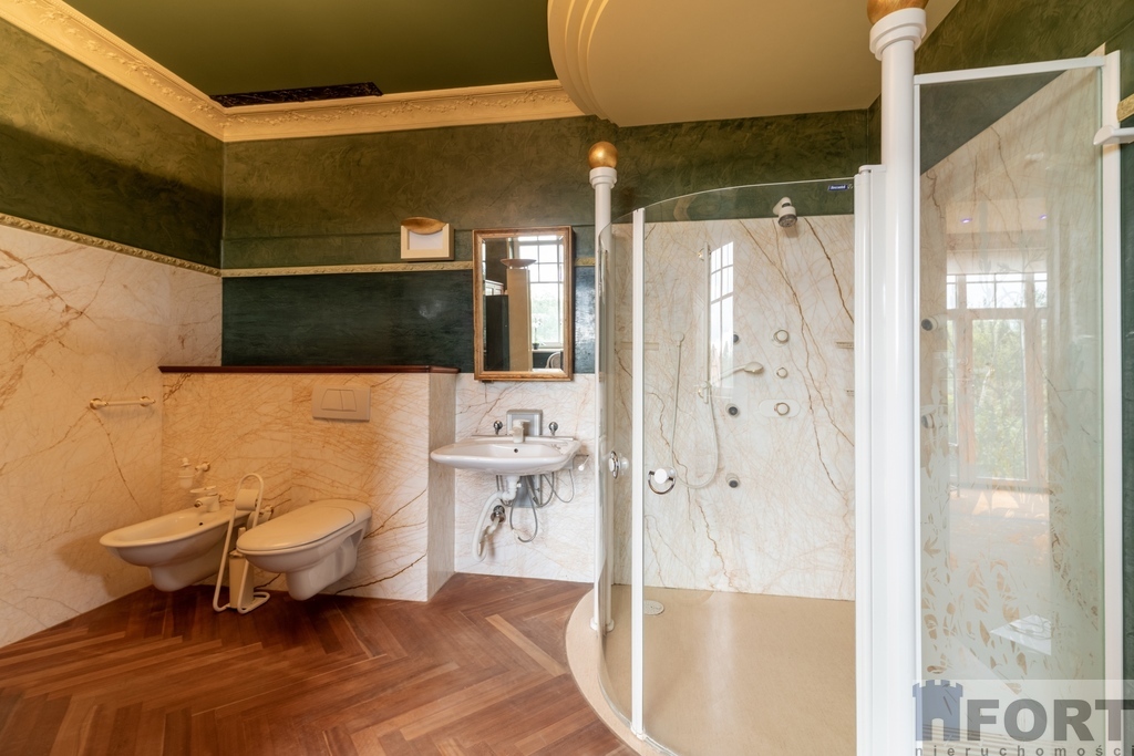 Dom z basen i salą squash pod Szczecinem (16)