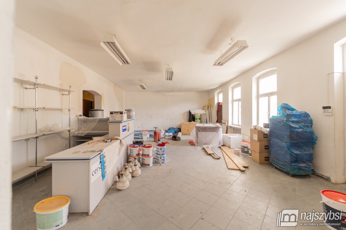 Goleniów/Miękowo - budynek magazynowy przy trasie  (10)