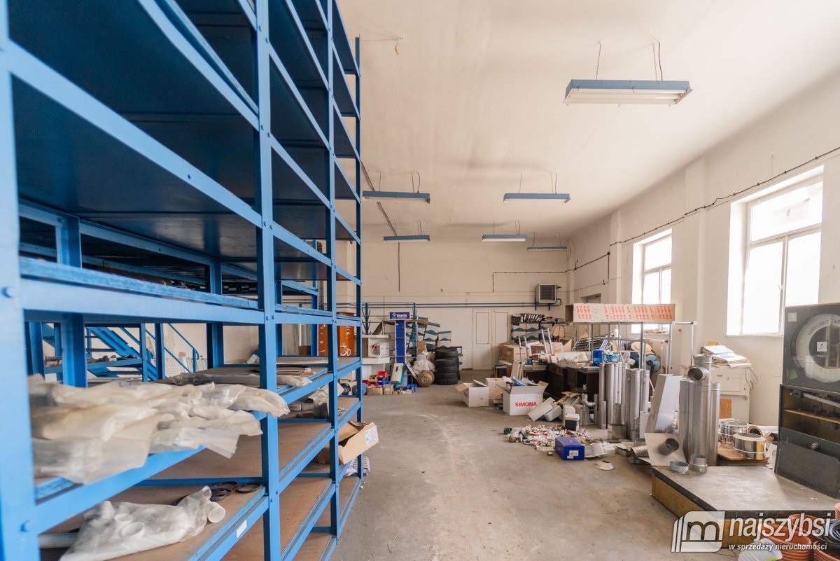 Goleniów/Miękowo - budynek magazynowy przy trasie  (17)