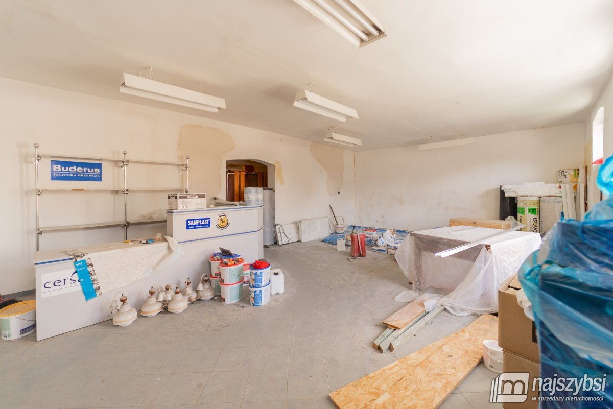 Goleniów/Miękowo - budynek magazynowy przy trasie  (7)