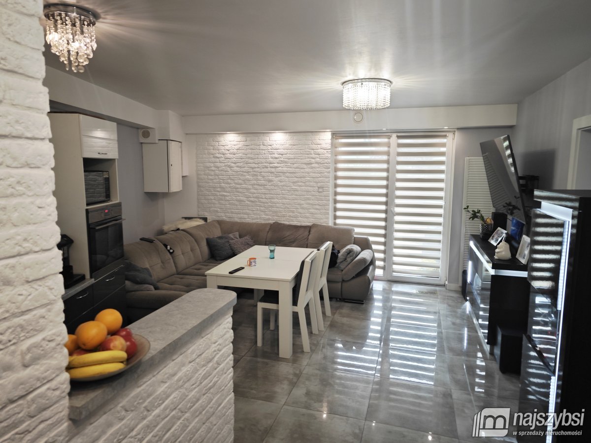 MIESZAKANIE 2POK -TARAS -PARKING-NIESKIE OPLATY  (1)