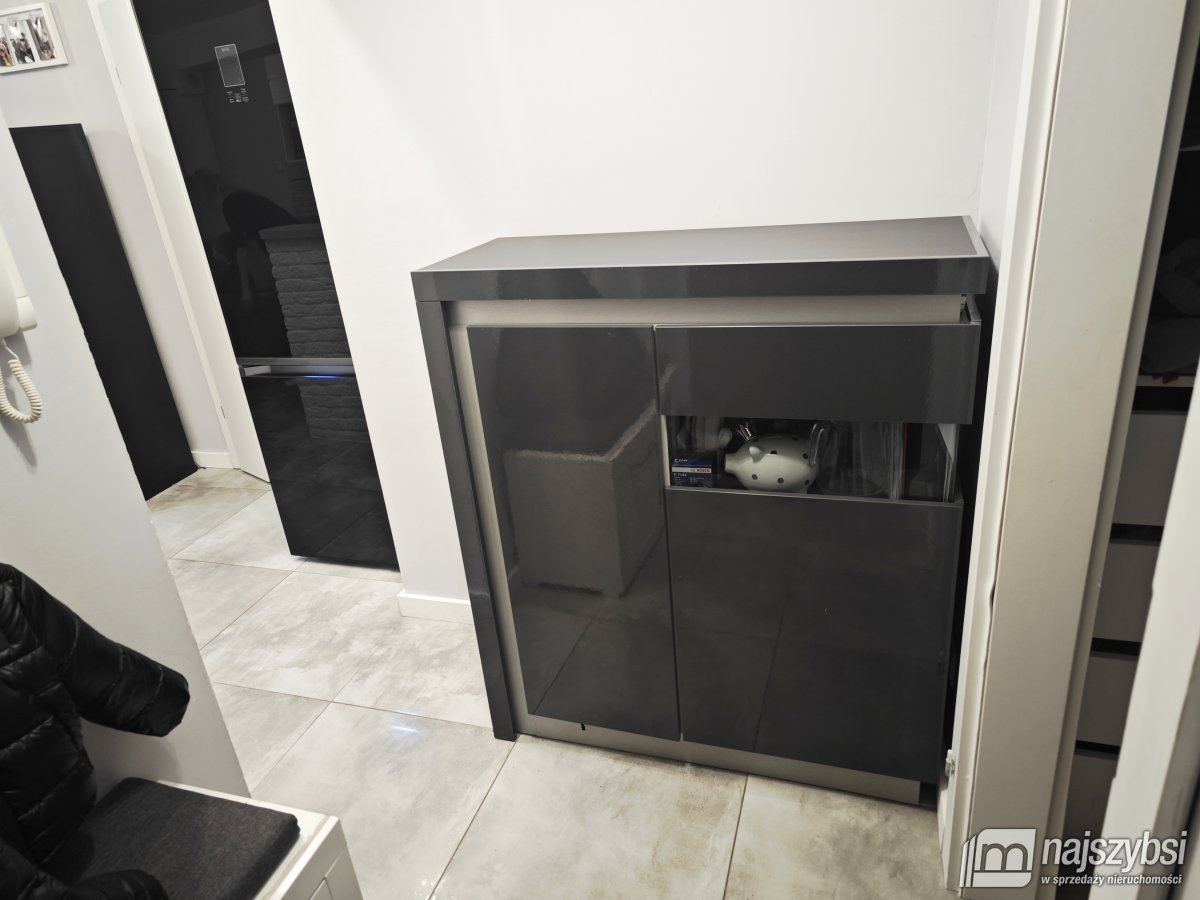 MIESZAKANIE 2POK -TARAS -PARKING-NIESKIE OPLATY  (14)