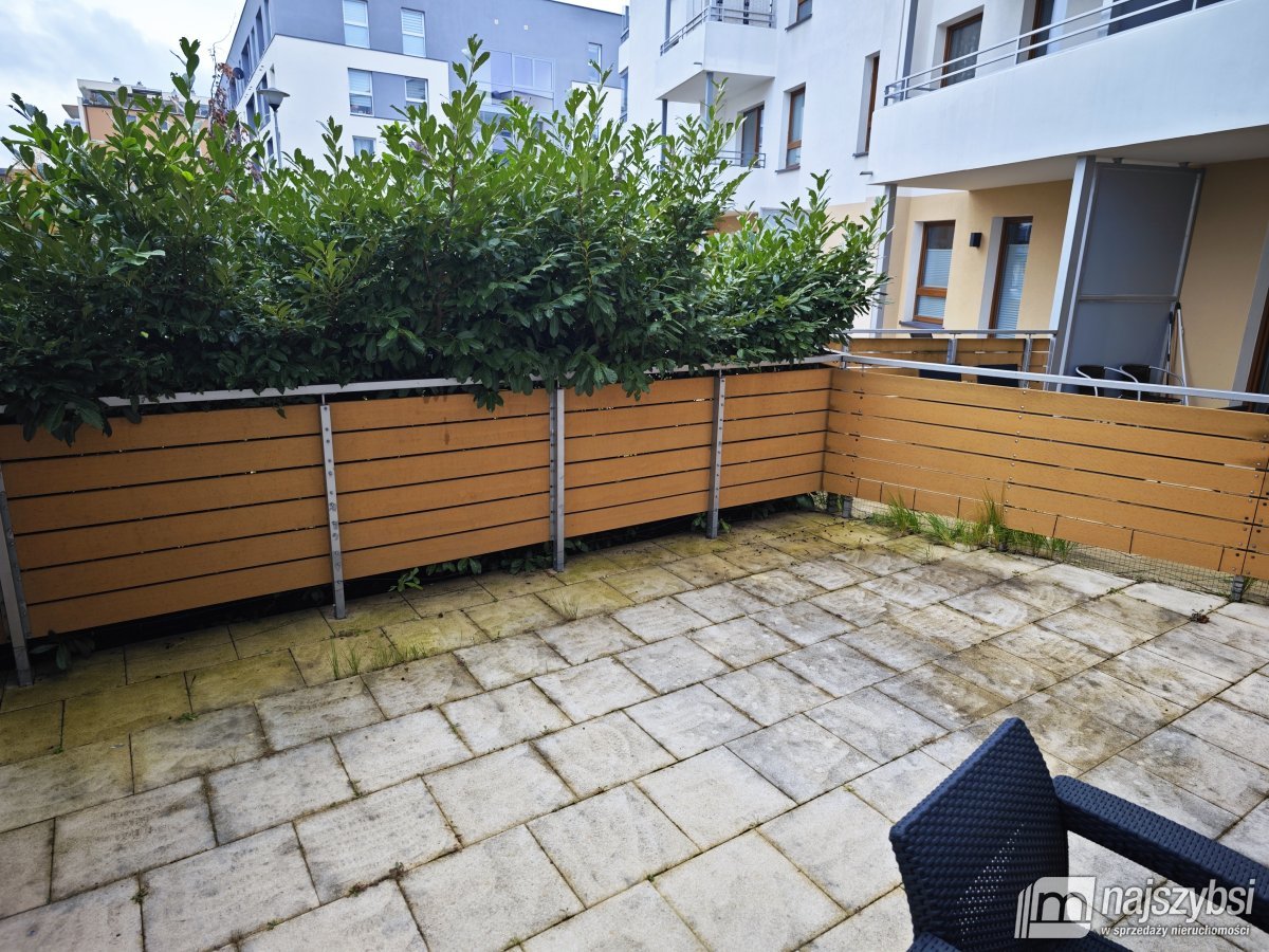 MIESZAKANIE 2POK -TARAS -PARKING-NIESKIE OPLATY  (16)