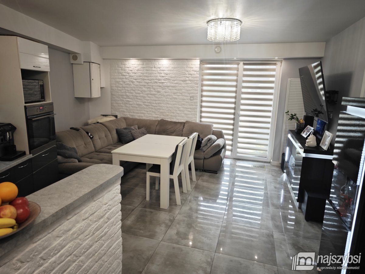 MIESZAKANIE 2POK -TARAS -PARKING-NIESKIE OPLATY  (3)