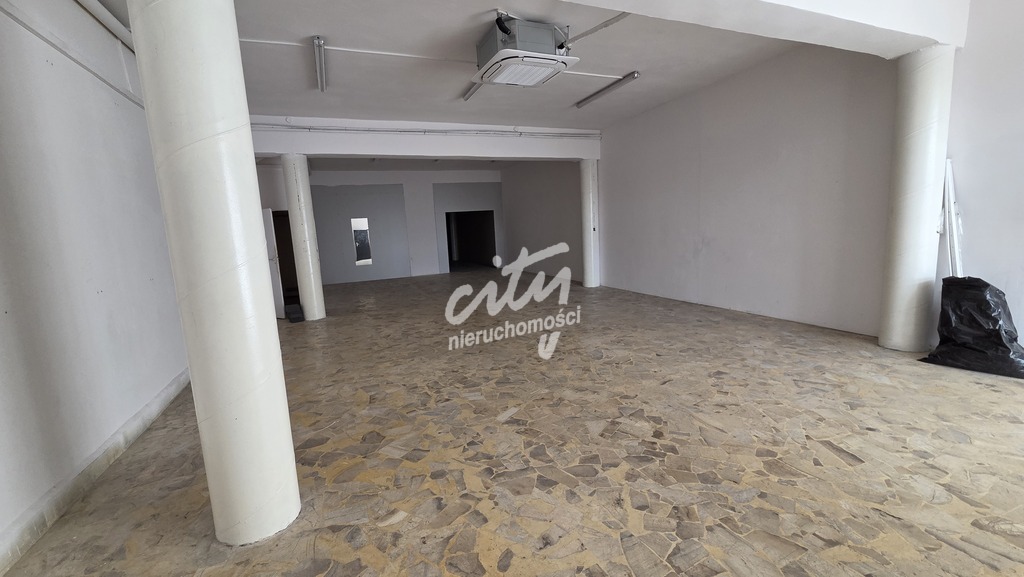 Prawobrzeże! Lokal 177 m2, wejście z ulicy. (1)