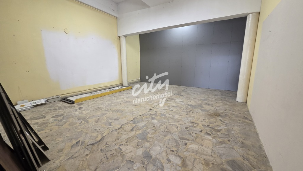 Prawobrzeże! Lokal 177 m2, wejście z ulicy. (2)