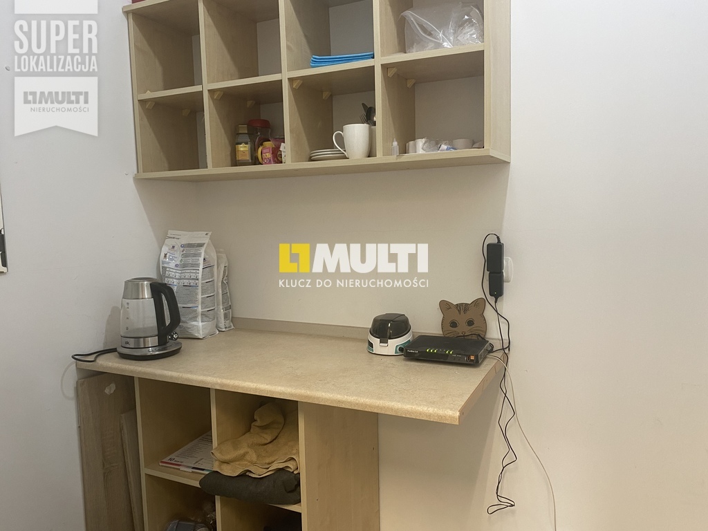 Do wynajęcia lokal pod gabinet, na Pomorzanach (9)