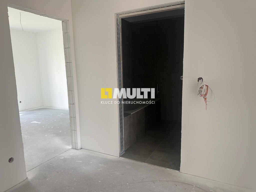 Nowoczesne mieszkanie z ogrodem - komfort, cisza. (11)