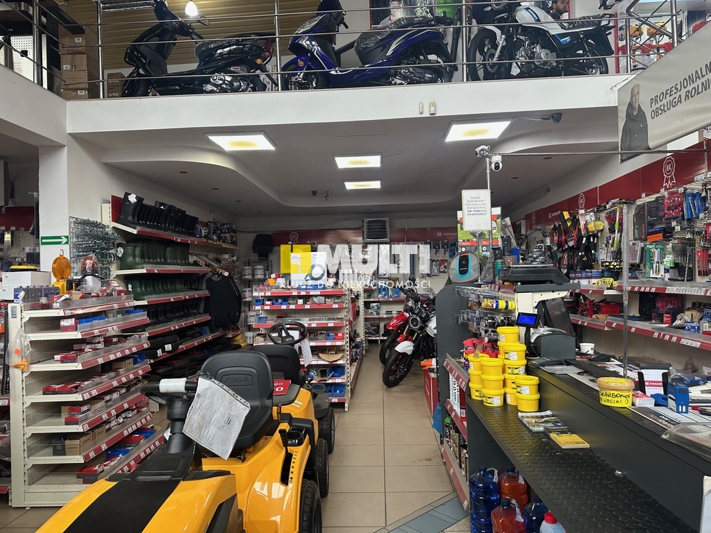 Na sprzedaż obiekt handlowo-usługowo (6)