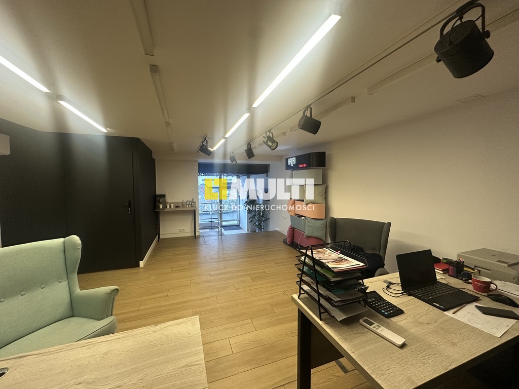 Atrakcyjny lokal w Centrum (10)