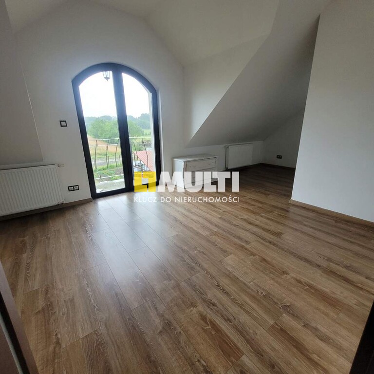 Wolnostojący dom w Przęsocinie (8)