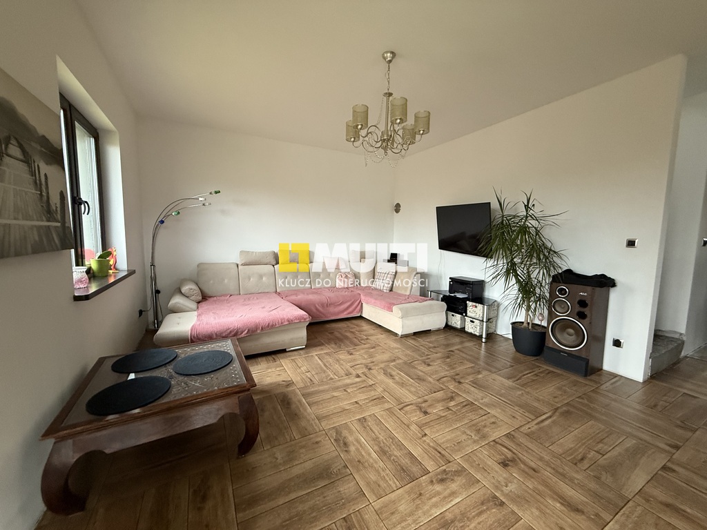 Wolnostojący dom w Przęsocinie (1)