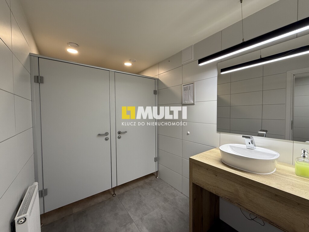 Przestronny lokal biurowy na wynajem I Pomorzany (8)