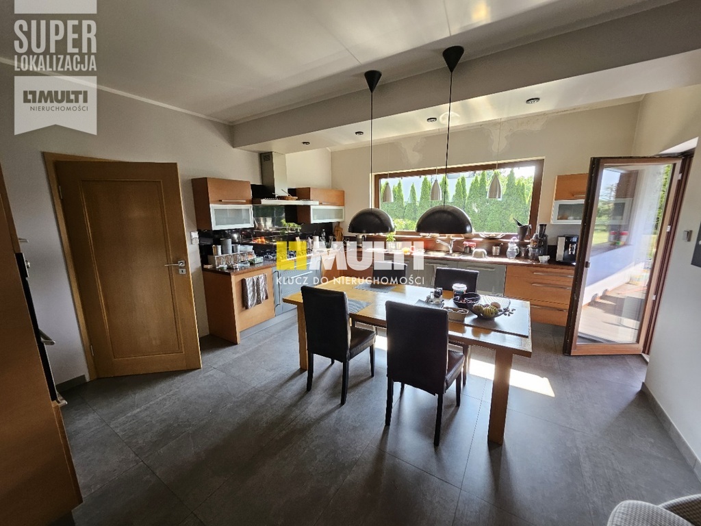 Dom wolnostojący w doskonałej lokalizacji (10)