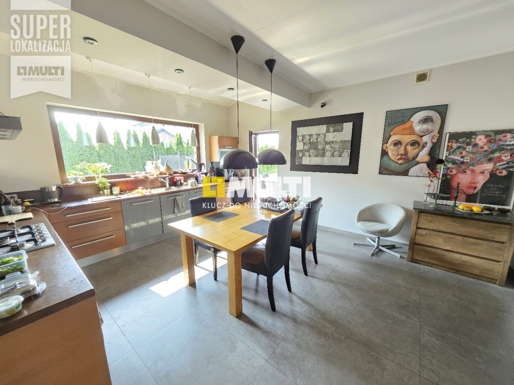 Dom wolnostojący w doskonałej lokalizacji (11)