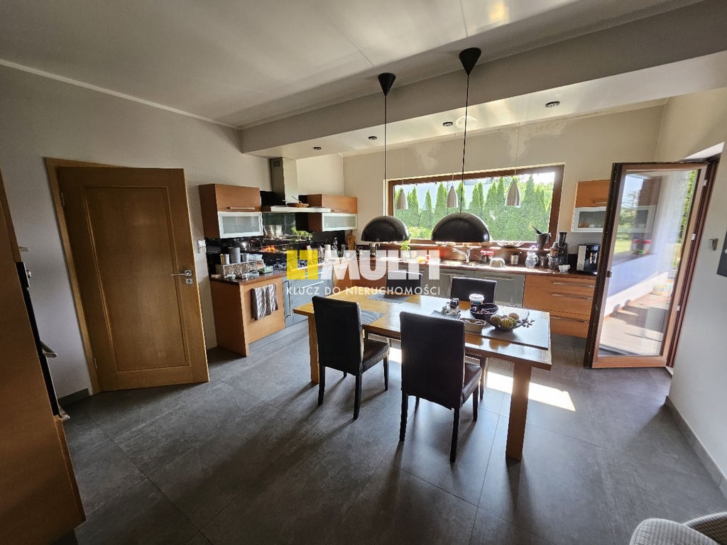 Dom wolnostojący w doskonałej lokalizacji (10)