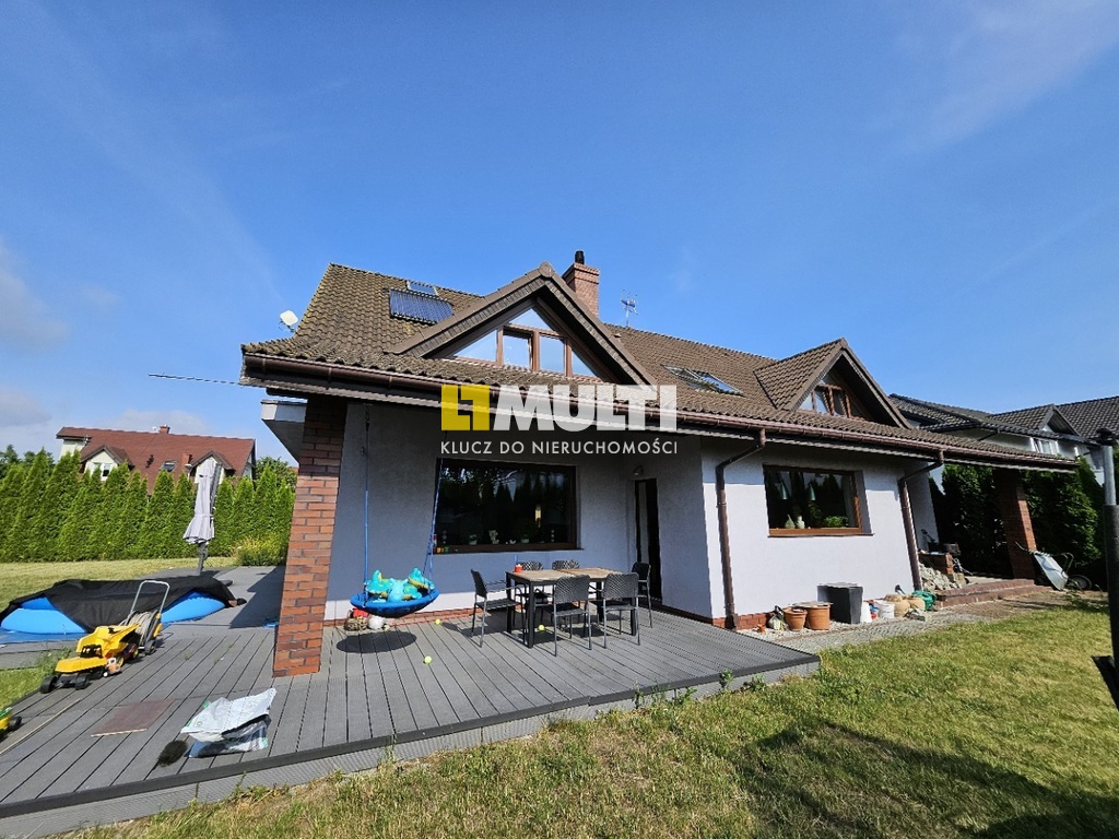 Dom wolnostojący w doskonałej lokalizacji (14)