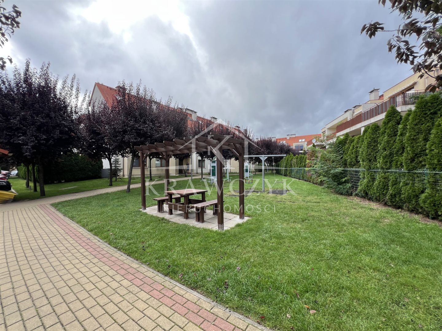 Osiedle zamknięte, miejsce post., komórka lokators (14)