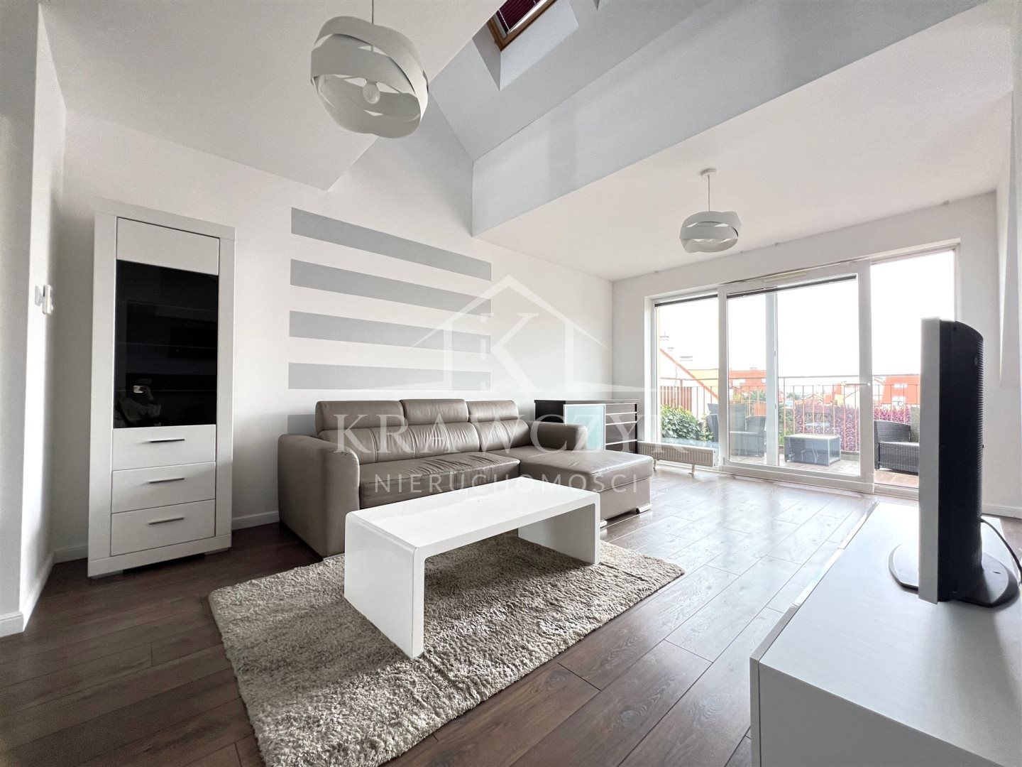 Osiedle zamknięte, miejsce post., komórka lokators (3)