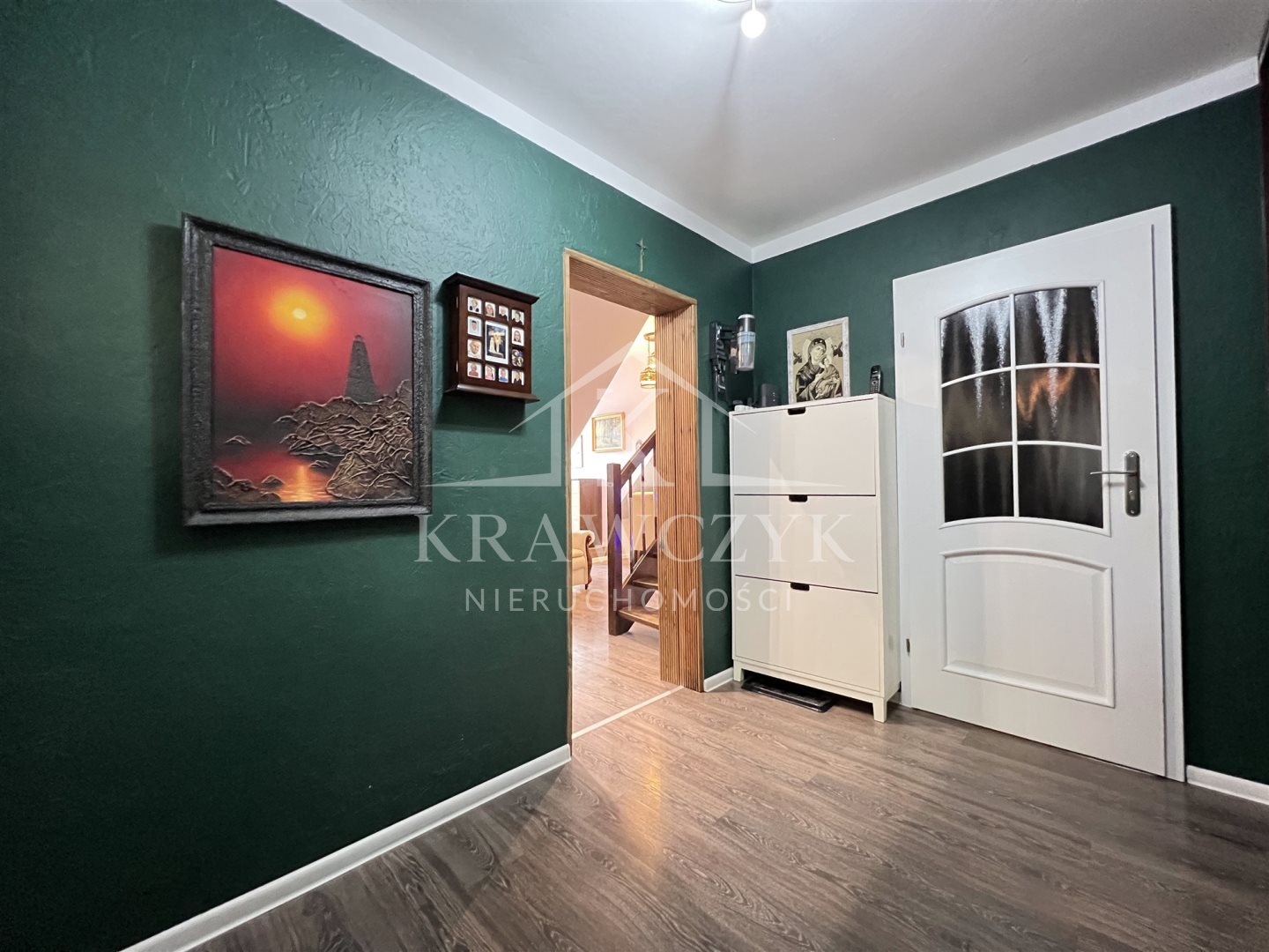 Na sprzedaż,4 pokoje,z garażem na osiedlu zamknięt (6)