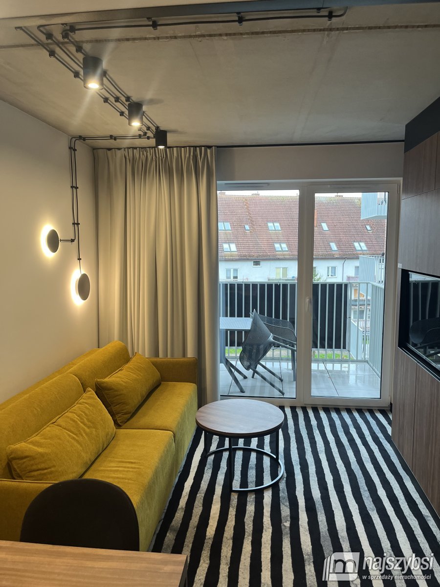 KOŁOBRZEG - APARTAMENT Z BALKONEM - NETTO 359000 ! (3)