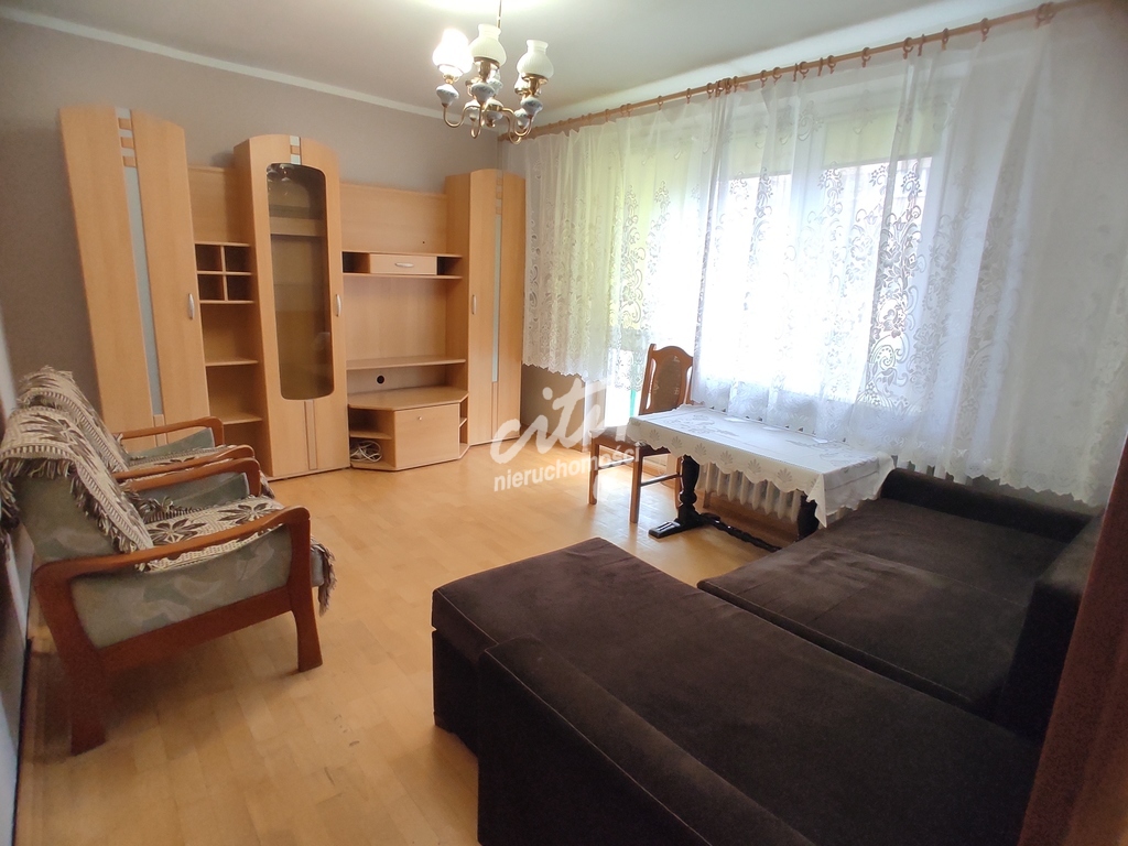 Atrakcyjne 2-pok.mieszkanie, maly balkon, parter (1)