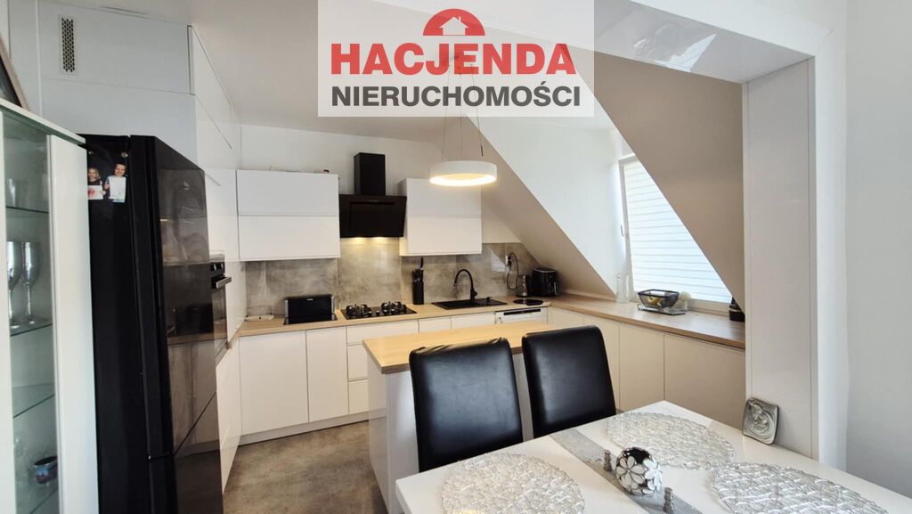 PIASKOWA 2 poziomy 4 pokoje tylko 588,000zł (3)