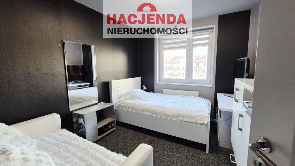 PIASKOWA 2 poziomy 4 pokoje tylko 588,000zł (7)