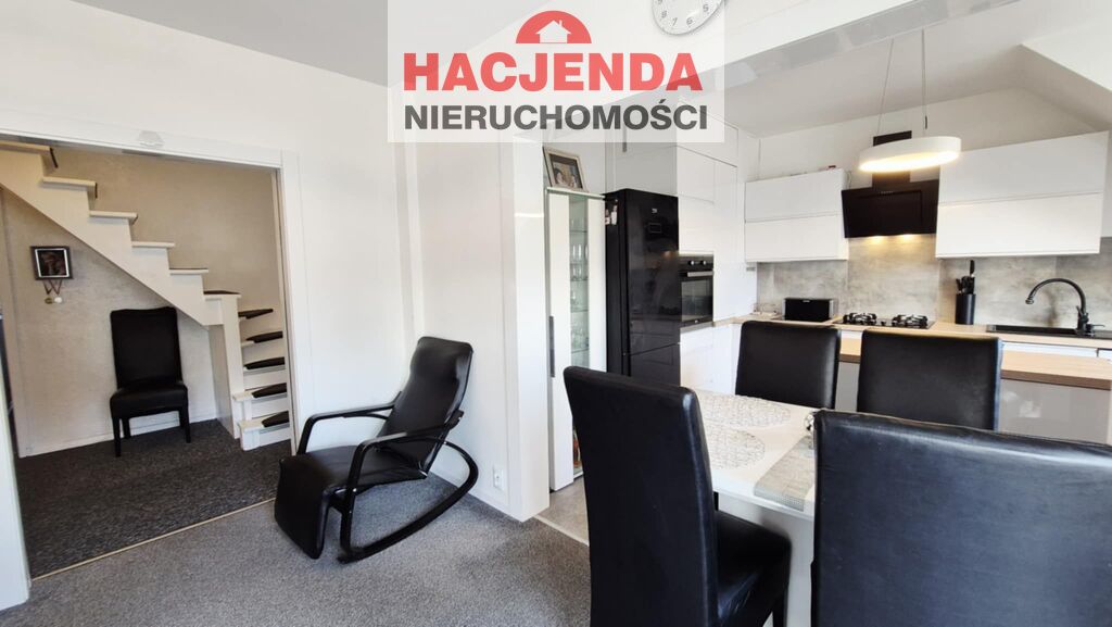 PIASKOWA 2 poziomy 4 pokoje tylko 588,000zł (5)