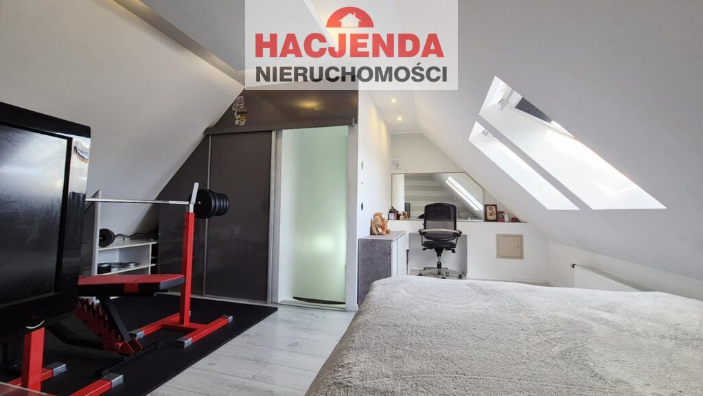 PIASKOWA 2 poziomy 4 pokoje tylko 588,000zł (12)