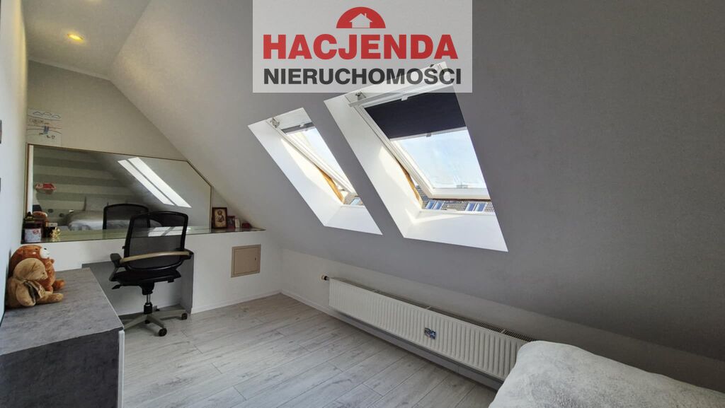 PIASKOWA 2 poziomy 4 pokoje tylko 588,000zł (13)