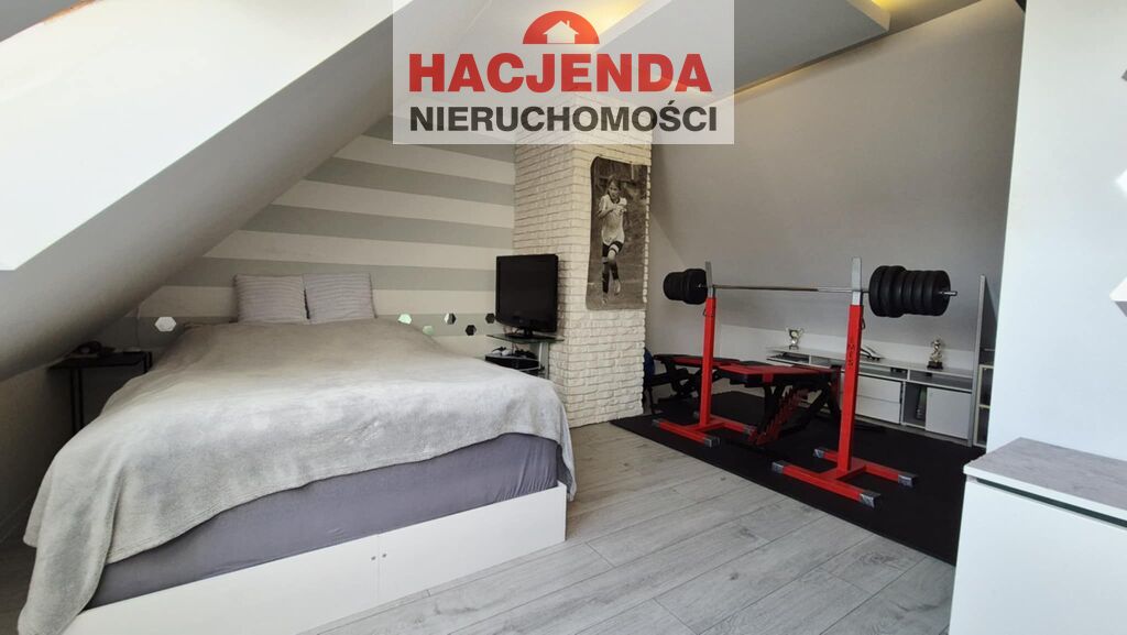 PIASKOWA 2 poziomy 4 pokoje tylko 588,000zł (11)