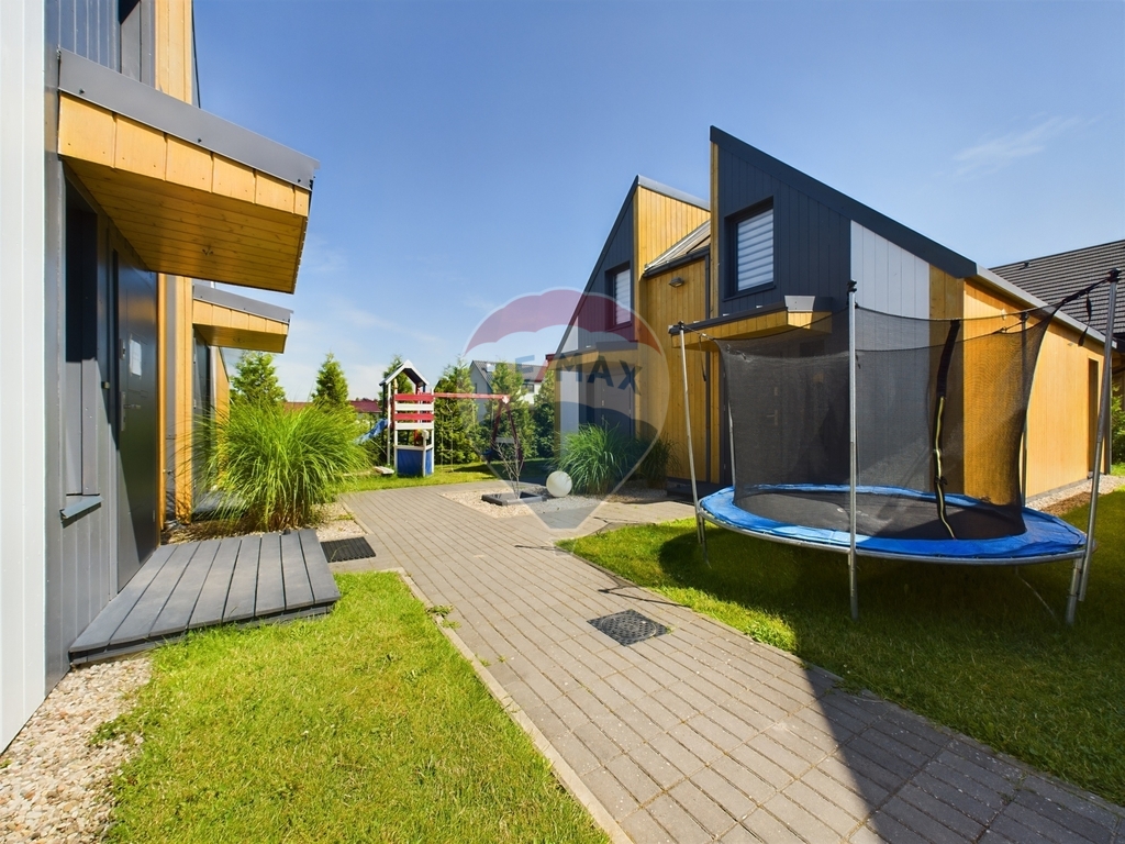 Dom 330 m od zejścia na plażę: Mielenko 1A (10)