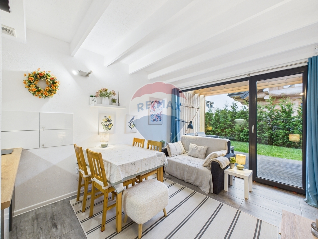 Dom 330 m od zejścia na plażę: Mielenko 1B (10)