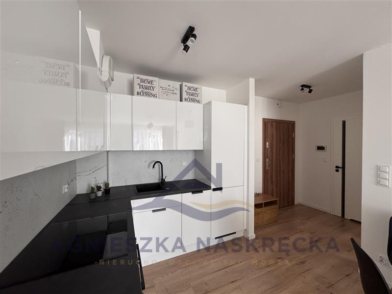 Atrakcyjne, umeblowane mieszkanie 2 pokojowe w bud (4)