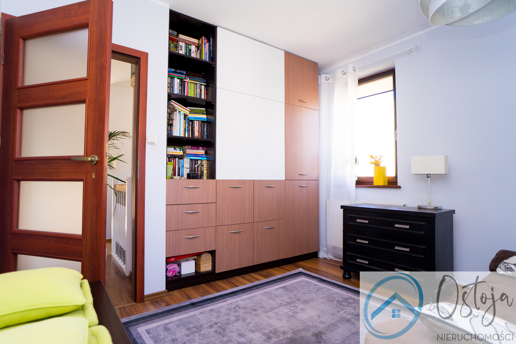 Wolnostojący Dom - z lokalem handlowym - Podjuchy (6)