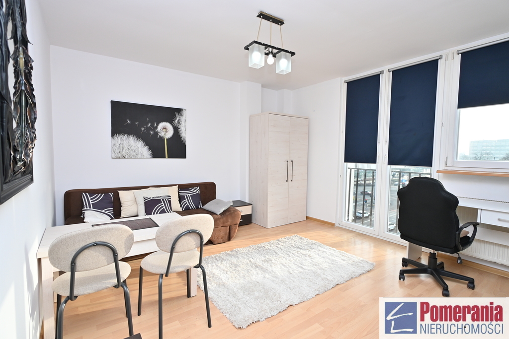 Kawalerka w centrum przy Galaxy, wynajem !!! (1)