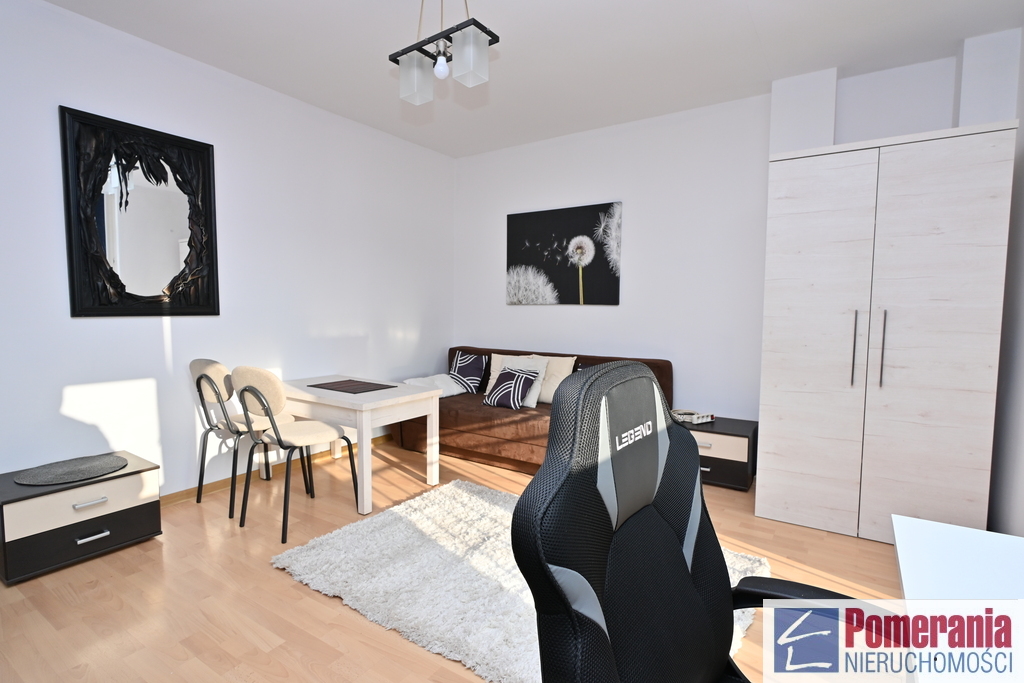 Kawalerka w centrum przy Galaxy, wynajem !!! (3)