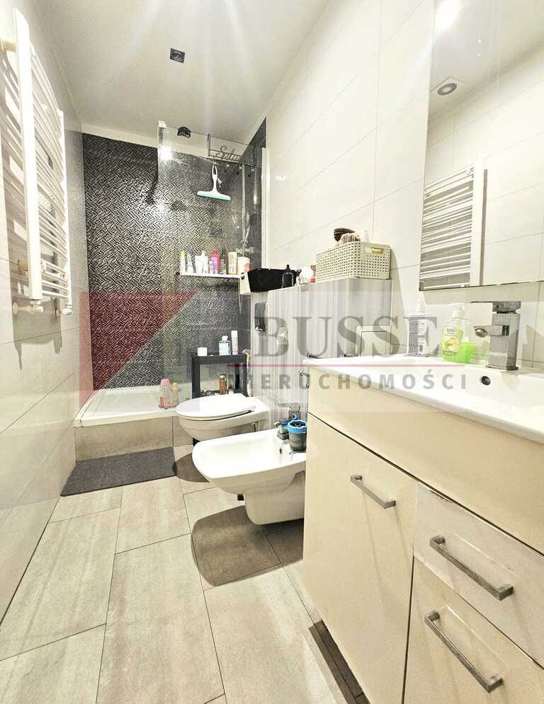 Duże 2 pokoje z loggia przy Mikołaja Reja! (8)