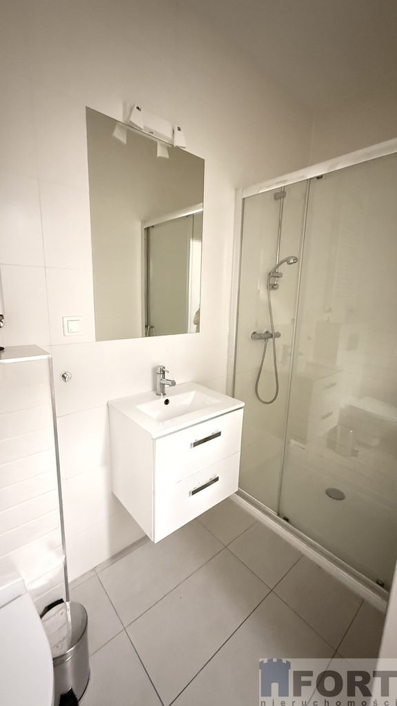 Kawalerka przy Potulickiej, do wprowadzenia (10)