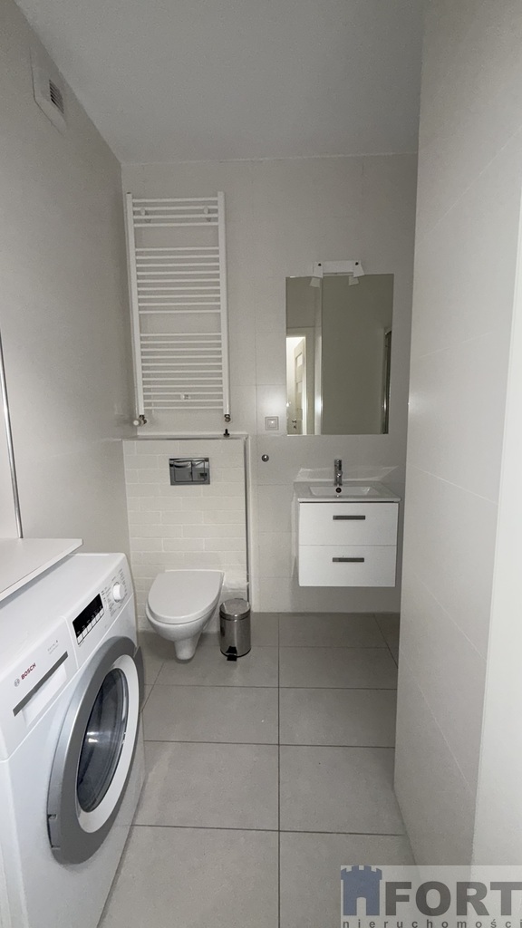 Kawalerka przy Potulickiej, do wprowadzenia (11)