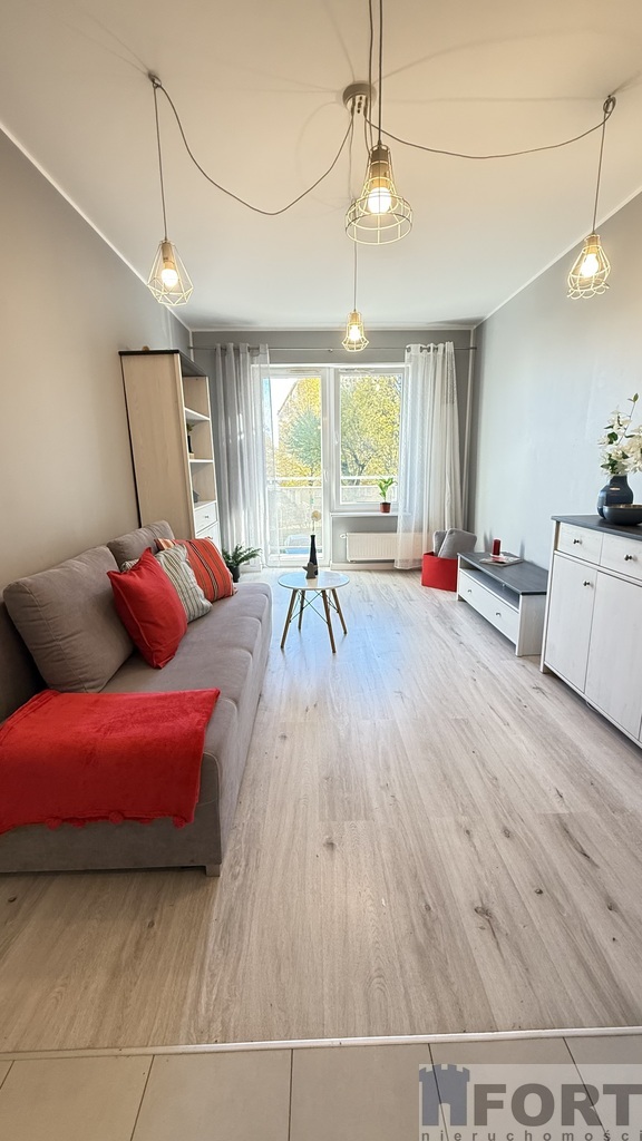 Kawalerka przy Potulickiej, do wprowadzenia (13)