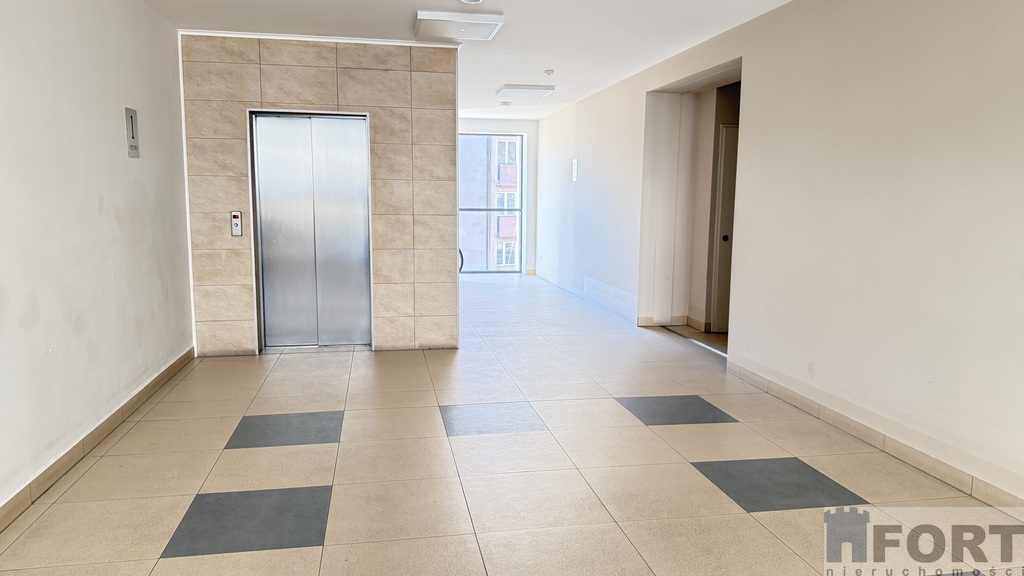 Kawalerka przy Potulickiej, do wprowadzenia (14)