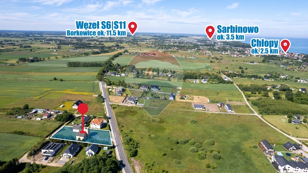 Rodzinna rezydencja z potencjałem pensjonatowym! (10)