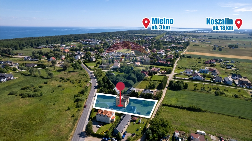 Rodzinna rezydencja z potencjałem pensjonatowym! (22)