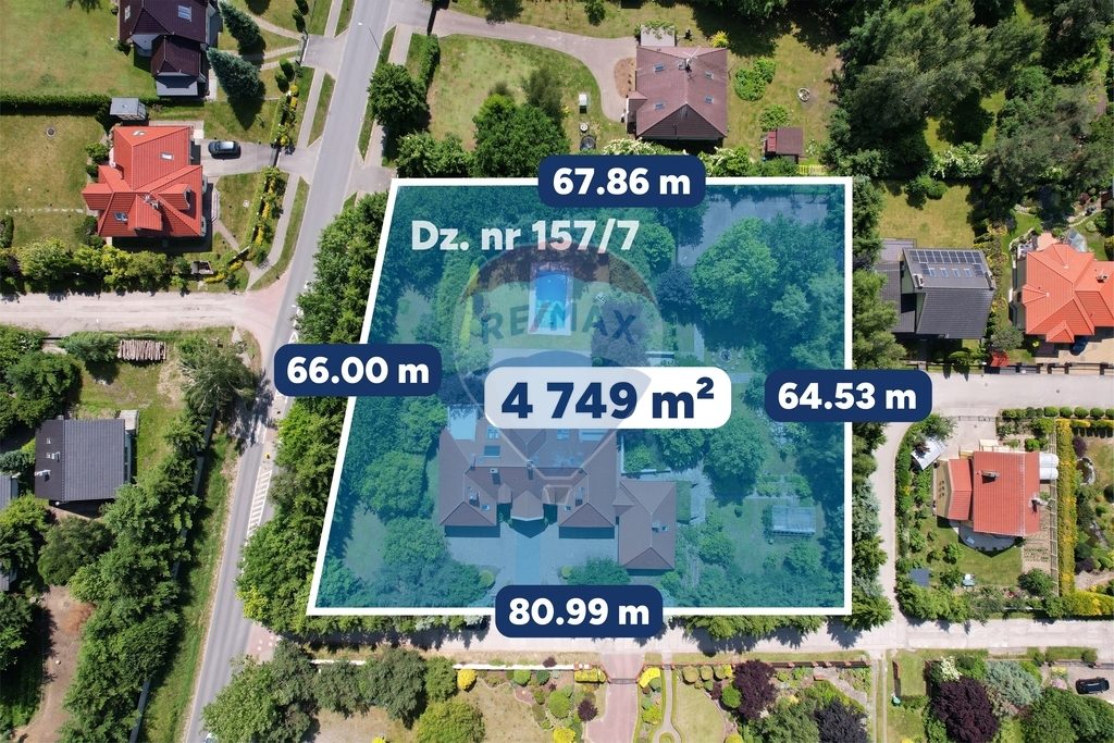 Willa z przestronnymi wnętrzami w Nowych Bielicach (3)