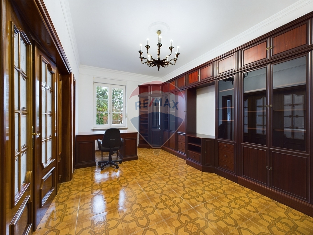 Willa z przestronnymi wnętrzami w Nowych Bielicach (13)