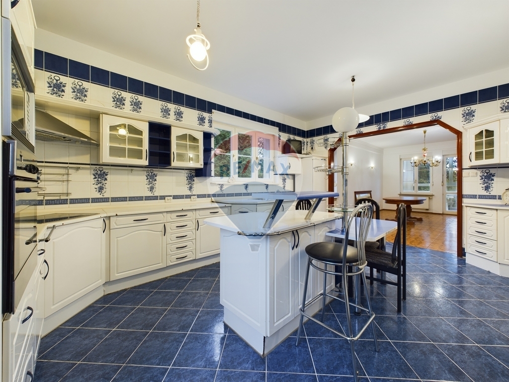 Willa z przestronnymi wnętrzami w Nowych Bielicach (23)